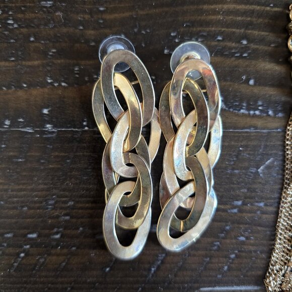 Lot of 2 Pairs Gold Tone Dangle Earrings Chain Link & Tassel Elegant Party Oval - Picture 3 of 6